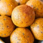No Bake Healthy Pumpkin Pie Energy Balls